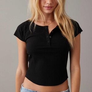 AE Black Cropped Hey Baby Henley Tee - Size Medium
